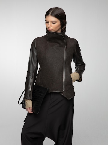 Giacca invernale 'Emma' di VESPUCCI BY VSP in marrone