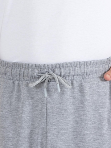 Maxx Free Regular Hose in Grau