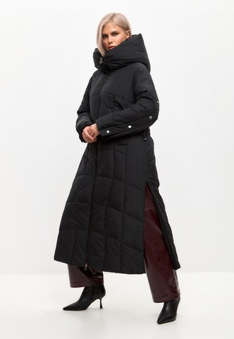 Manteau d’hiver CESARE GASPARI en noir