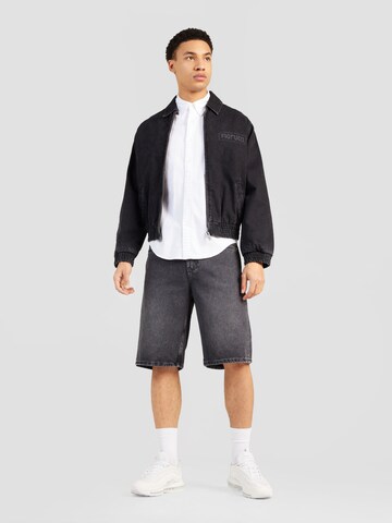balta Abercrombie & Fitch Standartinis modelis Marškiniai