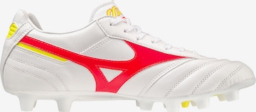 Scarpa da calcio di MIZUNO in bianco