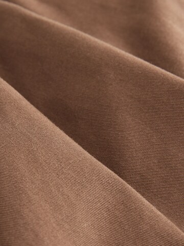 Next Lużny krój Cygaretki w kolorze brązowy