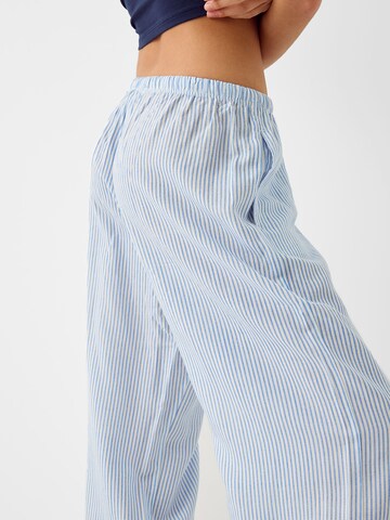 Bershka Zvonové kalhoty Kalhoty – modrá