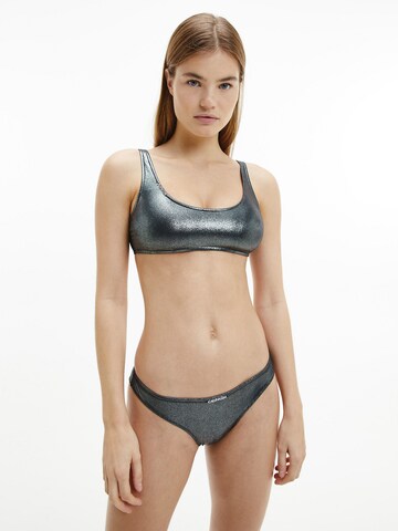 Calvin Klein Swimwear Bikinitop in Silber: front