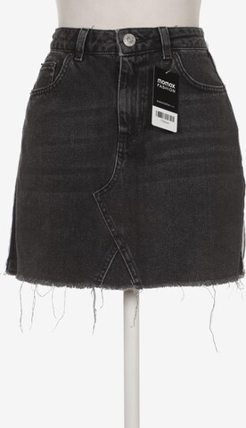 Urban Outfitters Skirt in S in Black: front