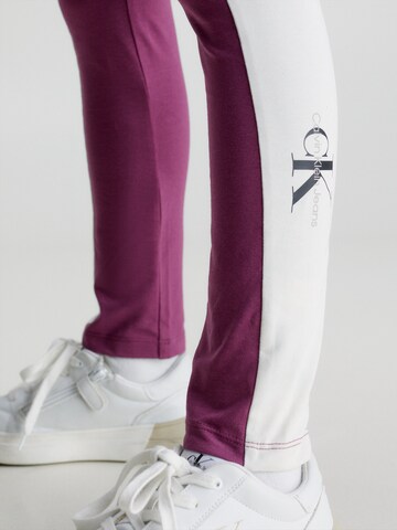 Calvin Klein Jeans Slimfit Broek in Roze