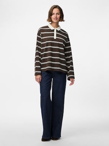 T-shirt 'PCSadie' PIECES en marron