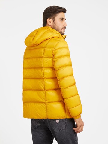 GUESS Winterjacke in Gelb