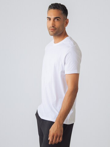 Honest Basics Shirt 'T-shirt Men' in Wit