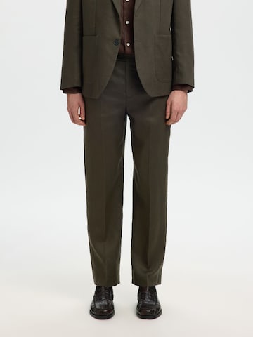 SELECTED Regular Pleated Pants in Brown: front