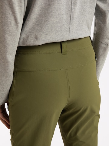 Haglöfs Slimfit Outdoorhose in Grün