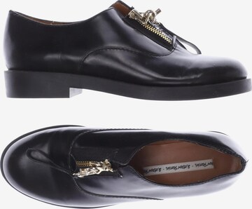 & Other Stories Flats & Loafers in 36 in Black: front