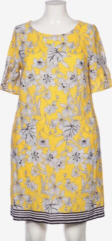 robe légère Dress in XL in Yellow: front