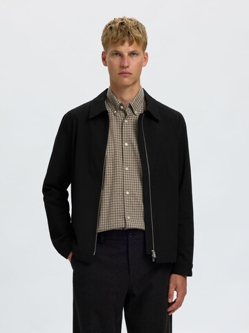 SELECTED Between-Season Jacket in Black: front