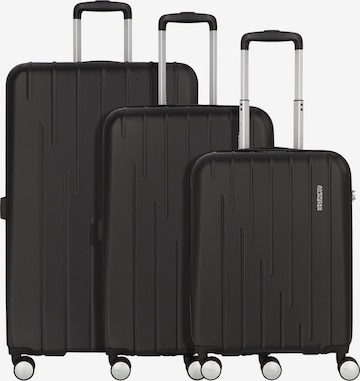 American Tourister Suitcase Set in Black: front