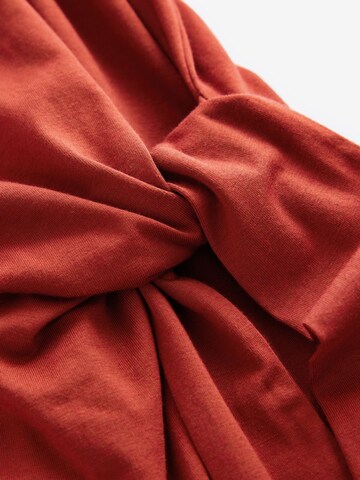 Robe Next en marron