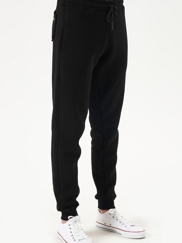 LOUIS LECLER Slim fit Trousers 'Dean' in Black