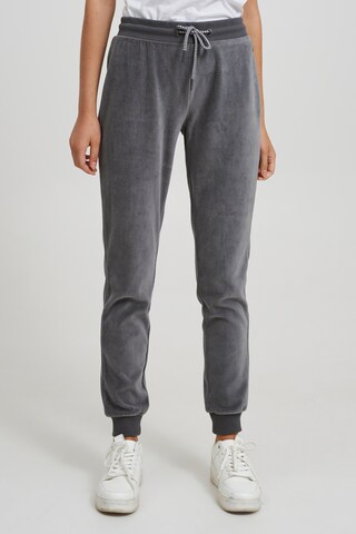 Oxmo Loose fit Pants 'NIKITA' in Grey: front