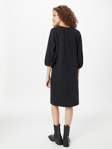 Robe MORE & MORE en noir