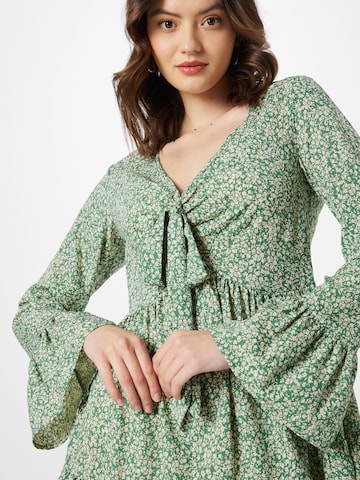 In The Style Kleit, värv roheline