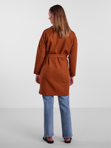 PIECES Between-Seasons Coat 'Jolene' in Brown