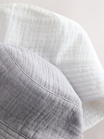 Next Шляпа в Серый