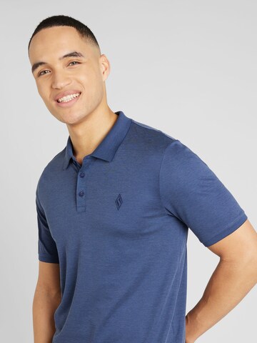 SKECHERS Performance shirt in Blue