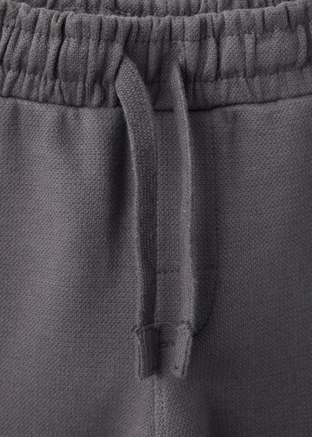 Regular Pantaloni de la MANGO KIDS pe gri