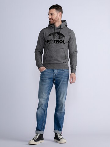 Petrol Industries Sweatshirt 'Ripon' in Grijs