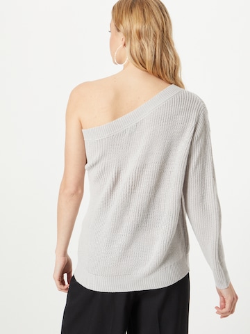 Nasty Gal Sweater in Grey