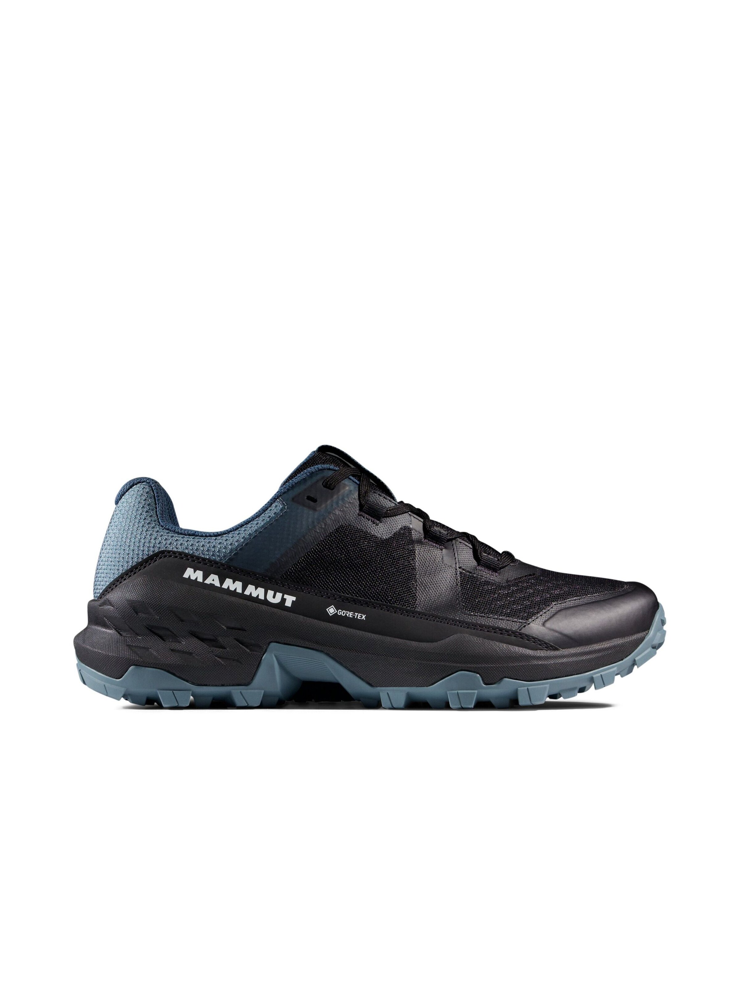 MAMMUT Flats in Black