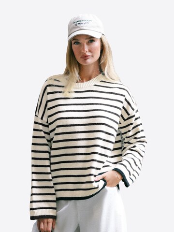 Cupshe Pullover in Schwarz