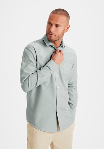 H.I.S Regular fit Button Up Shirt in Green