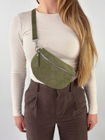 lePelou Fanny Pack 'VALENTINA small' in Green