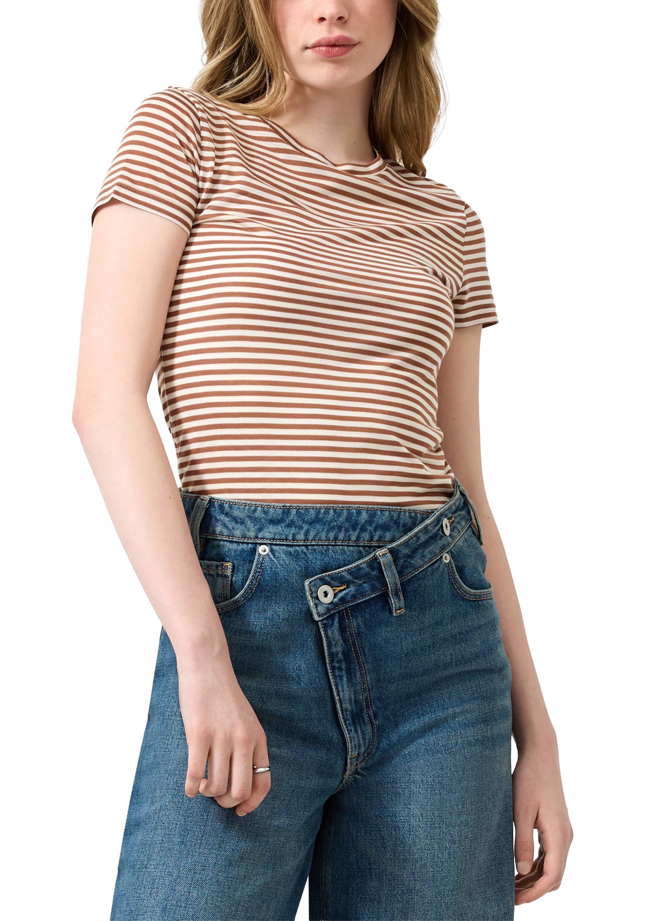 QS - Camiseta en beige