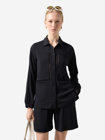 BOGNER Oversizeshirt in Schwarz: Vorderseite