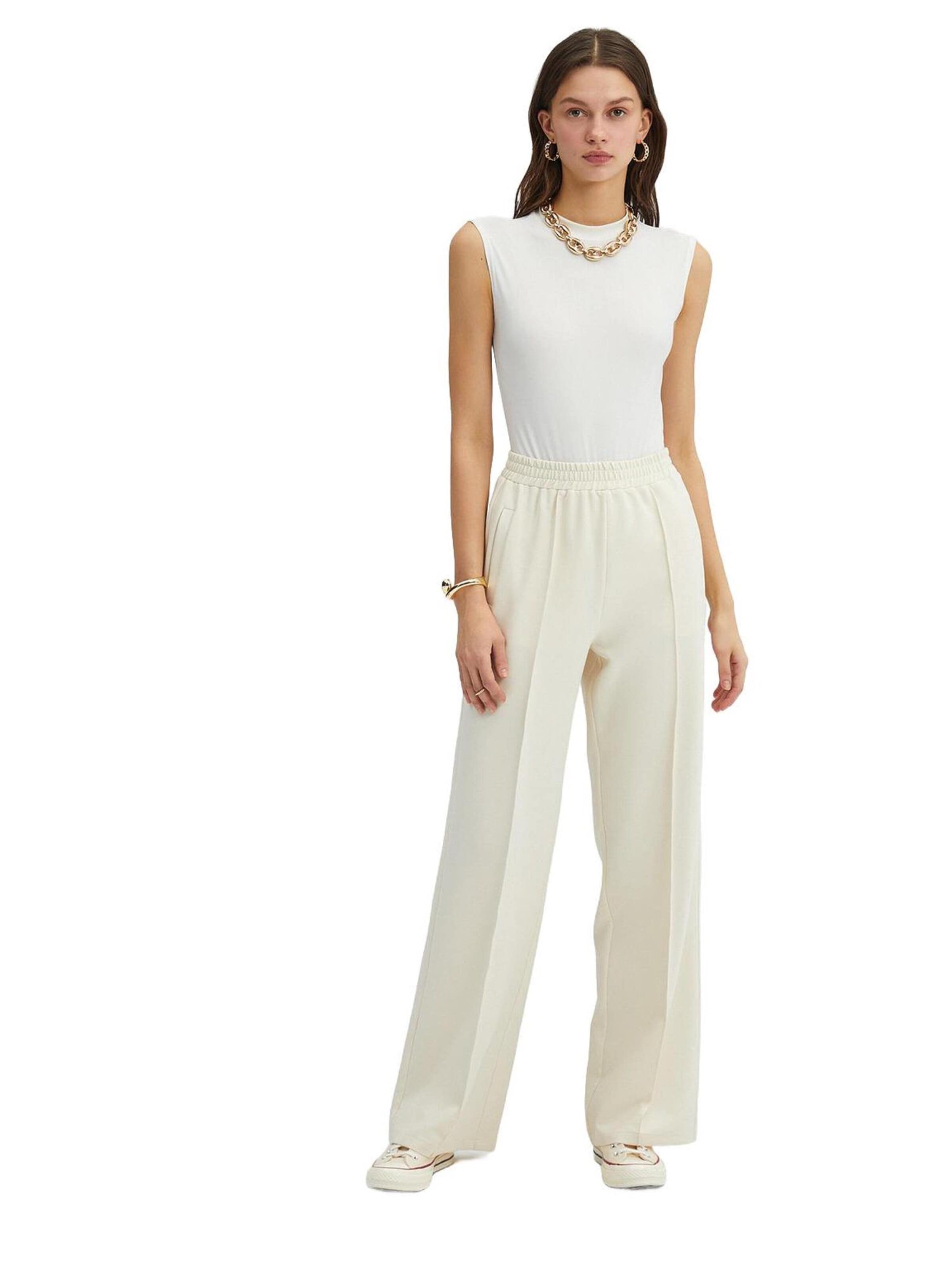 Touche Prive Loose fit Pleated Pants in Beige