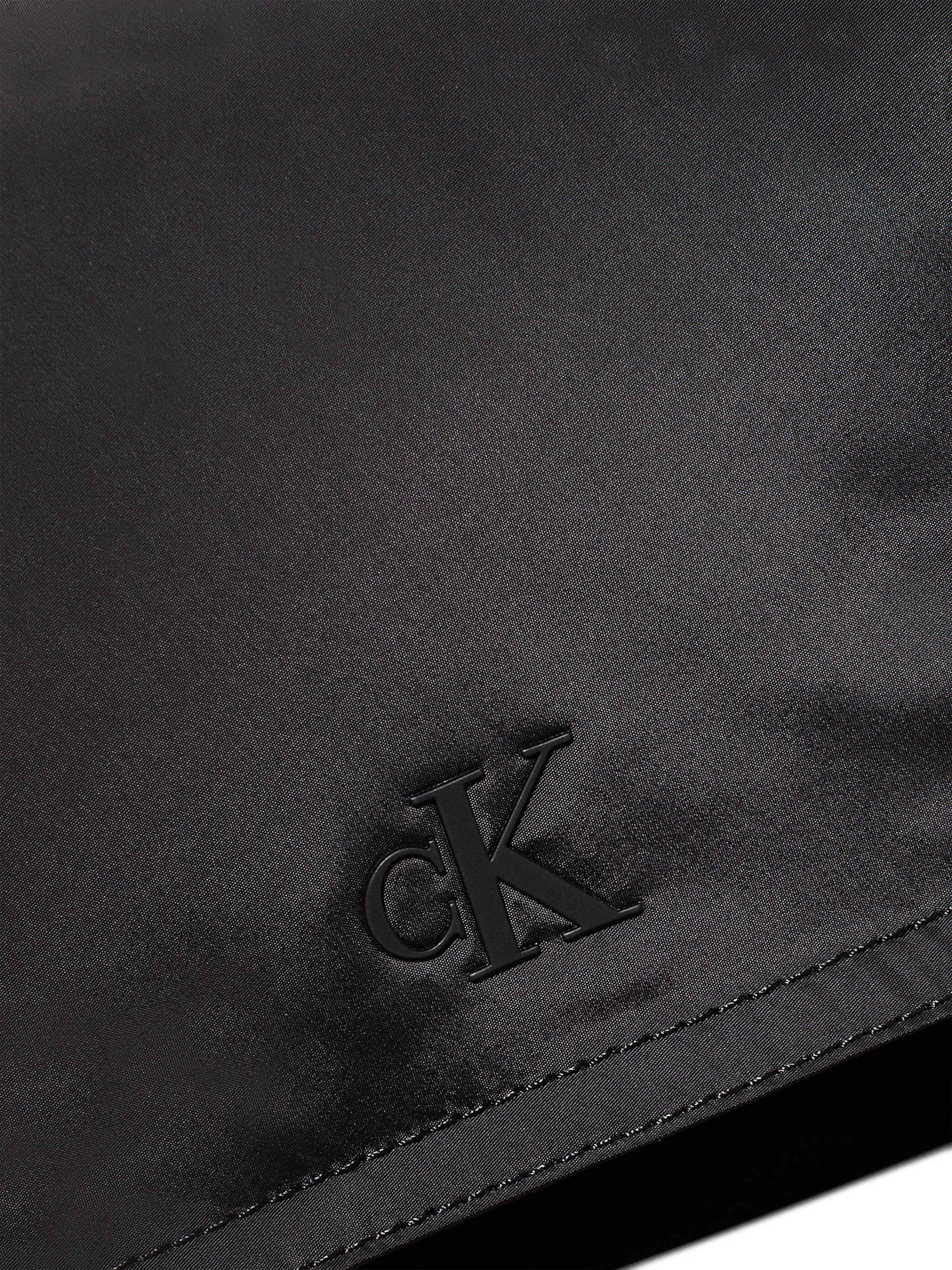 Calvin Klein Jeans Crossbody Bag in Black
