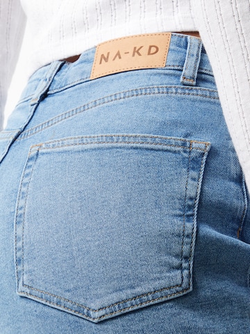 NA-KD regular Jeans i blå