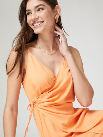 florence by mills exclusive for ABOUT YOU - Vestido de verano 'Daisy Dream' en naranja