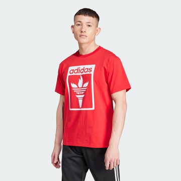 T-Shirt 'Trefoil Torch' ADIDAS ORIGINALS en rouge : devant