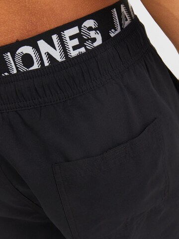 JACK & JONES Plavecké šortky 'Fiji' – černá