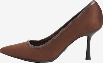 ruda Lipsy Vakariniai bateliai: priekis