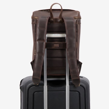 Buckle & Seam Backpack 'Siwa' in Brown