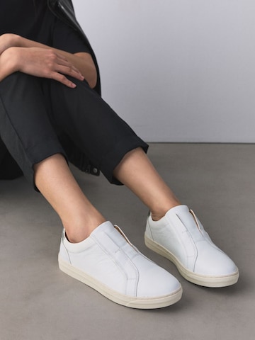 Next Slip-on 'Forever Comfort' in Wit