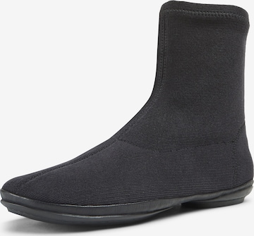 CAMPER Boots 'Right Nina' in Black: front