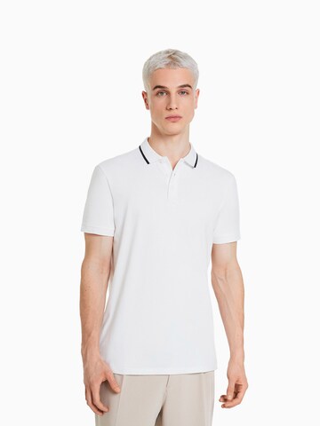 Bershka Poloshirt in Weiß: predná strana