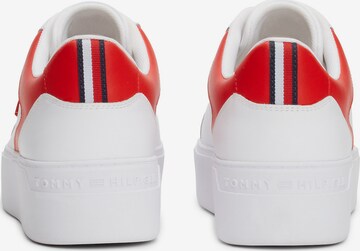 TOMMY HILFIGER Sneaker in Weiß