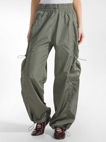 Tapered Pantaloni cargo di DEHA in verde