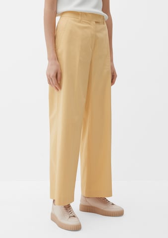 s.Oliver BLACK LABEL Wide Leg Bundfaltenhose in Gelb: Vorderseite